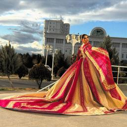 Milli prokat köýnekler